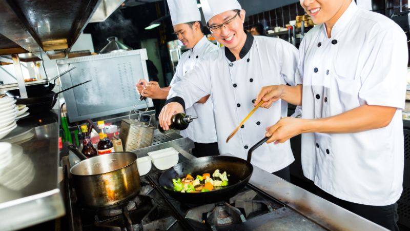 FnB (Food and Beverage) là ngành vô cùng quen thuộc và đang trên đà phát triển mạnh mẽ.