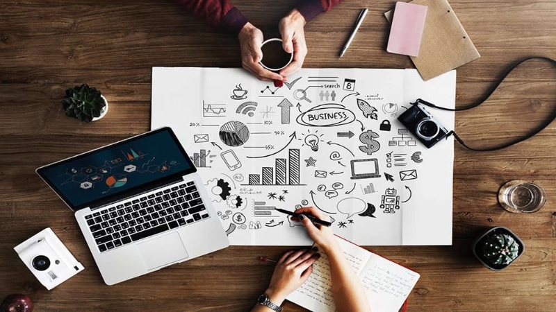 Trình bày rõ ràng cho ban lãnh đạo thấy được những lợi ích chiến lược và ROI mà CRM mang lại