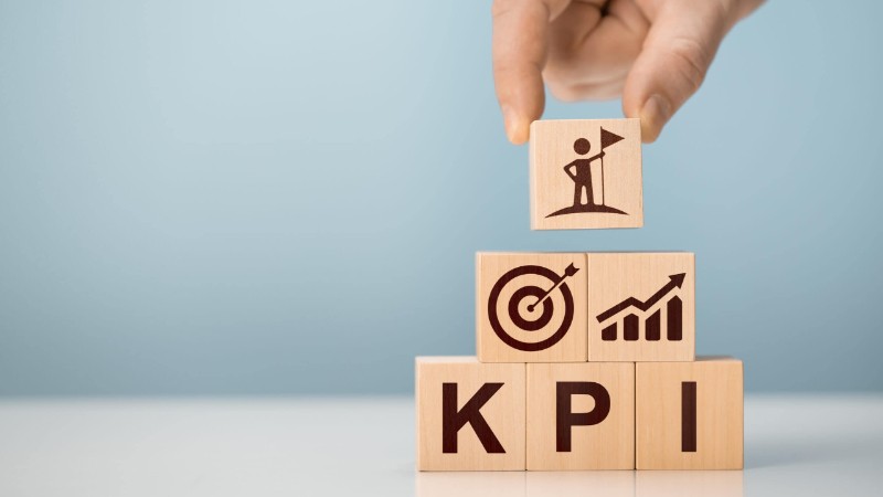 Nguyên tắc vàng khi lựa chọn KPIs là chúng phải bám sát mục tiêu cụ thể 