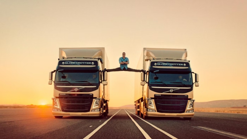 Volvo Trucks đăng tải đoạn video "The Epic Split"