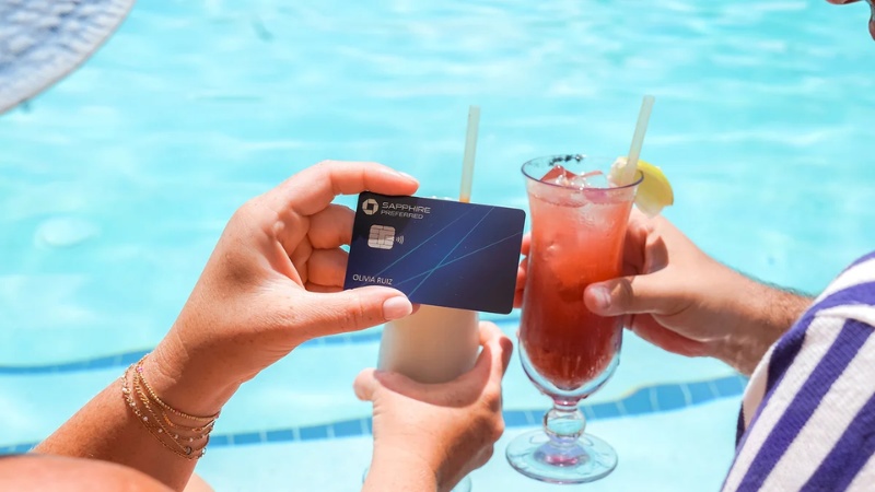 Chase Sapphire và nghệ thuật “Trẻ hóa” định chế tài chính